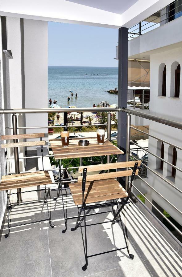 Eutopia Paralia Katerinis Exterior photo